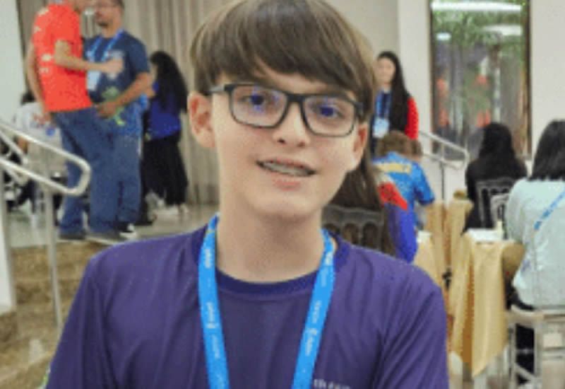 Jovem de 13 anos triunfa no xadrez sub-18 em Aracaju