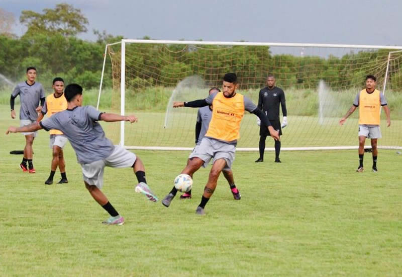Mixto se prepara para o inicial duelo da semifinal diante do União