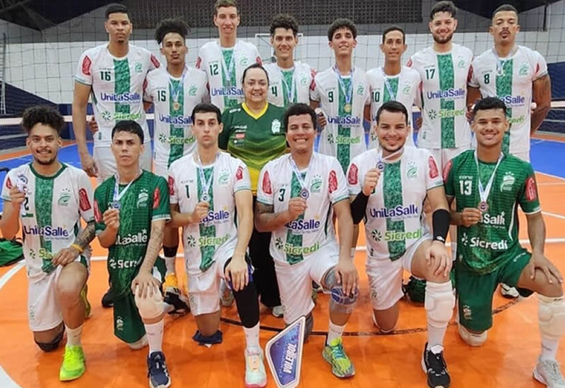 Seleção de Vôlei de Lucas vence a 17º Nortão Cup