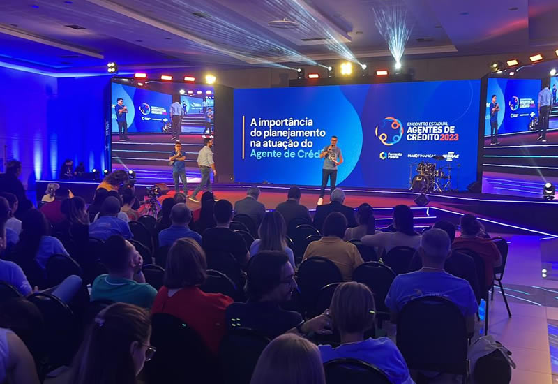 Programa Desenvolve MT marca presença em encontro estadual de agentes de crédito no Paraná