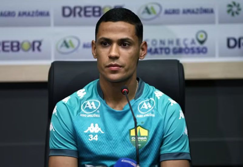 Bruno Alves analisa possibilidades de permanncia na Srie A e renovaes com o Cuiab