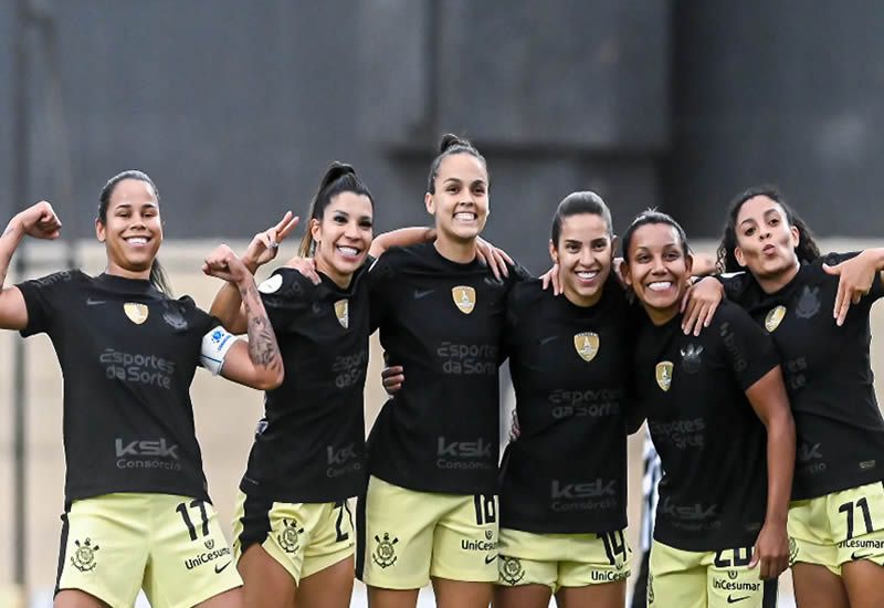 Corinthians derrota o Libertad e se classifica para as quartas de final da Libertadores feminina