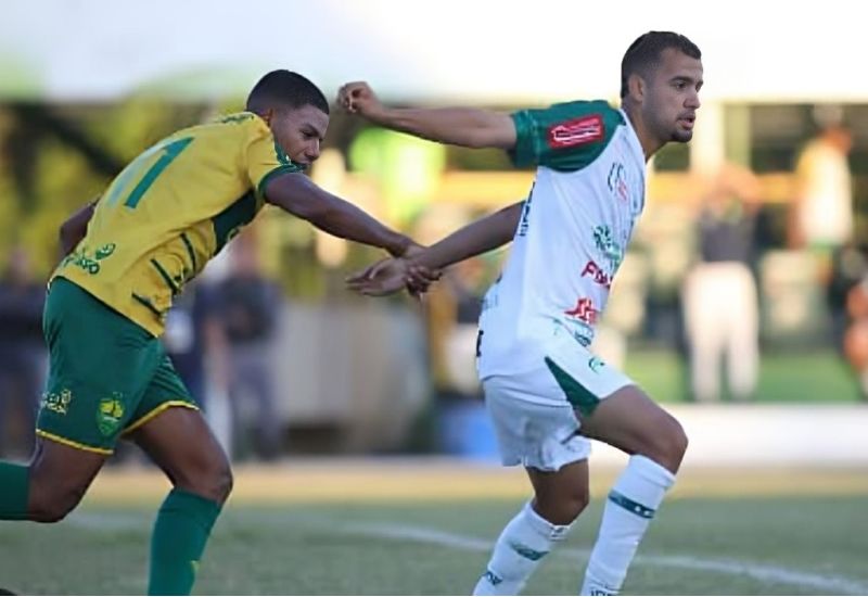 Isac Miller, lateral-direito do Sub-20,  promovido ao time principal do Luverdense