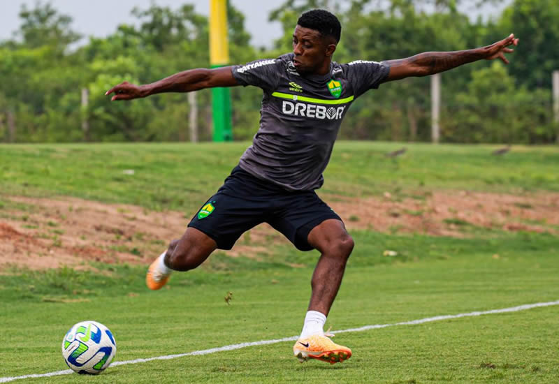 Cuiabá começa a se preparar para uma série de jogos longe de casa