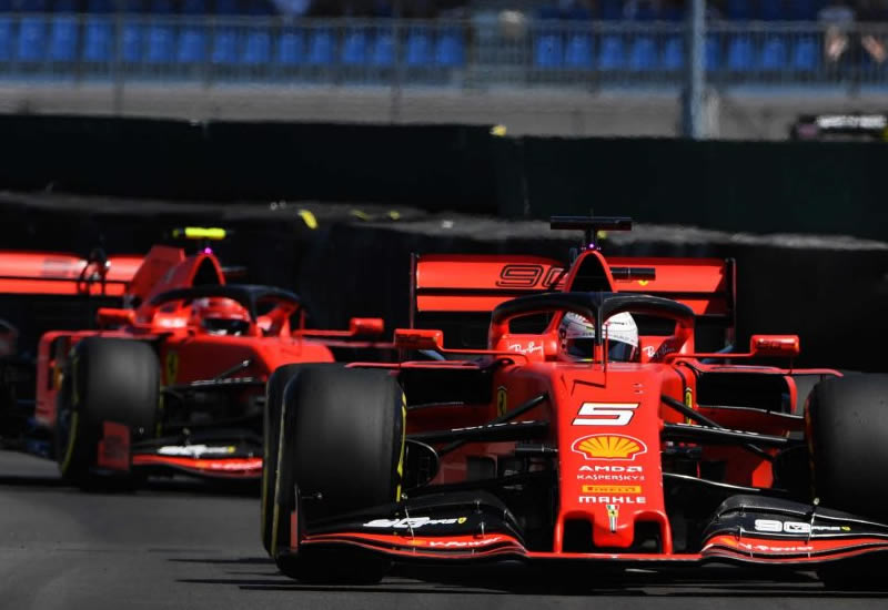 Treino da Fórmula 1 em Las Vegas é encerrado devido a acidente com tampa de bueiro