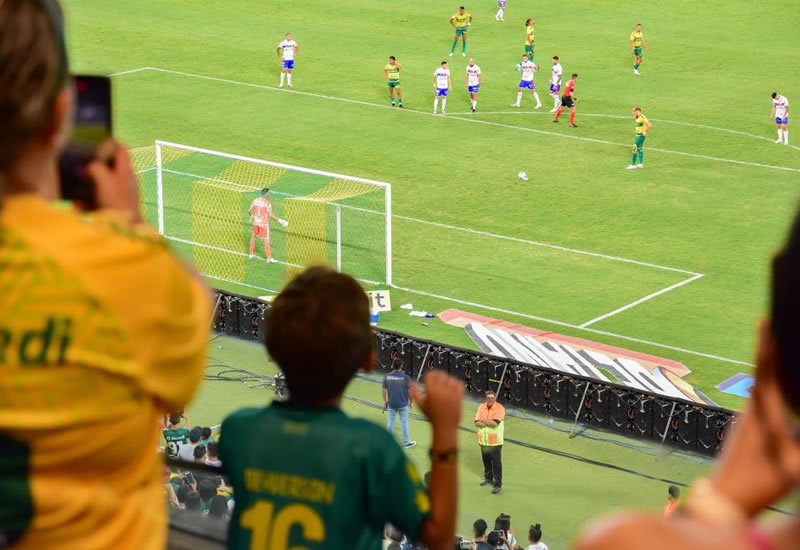 Resultado do sorteio: oito autistas irão ao jogo Cuiabá x Athletico-PR nesta terça-feira (15)