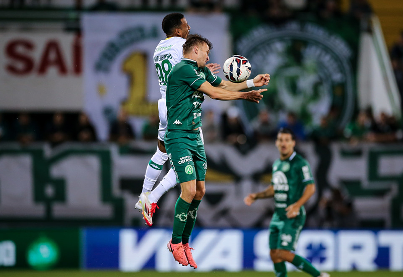 Derrota para a Chapecoense faz Cuiabá despencar na tabela da Série B