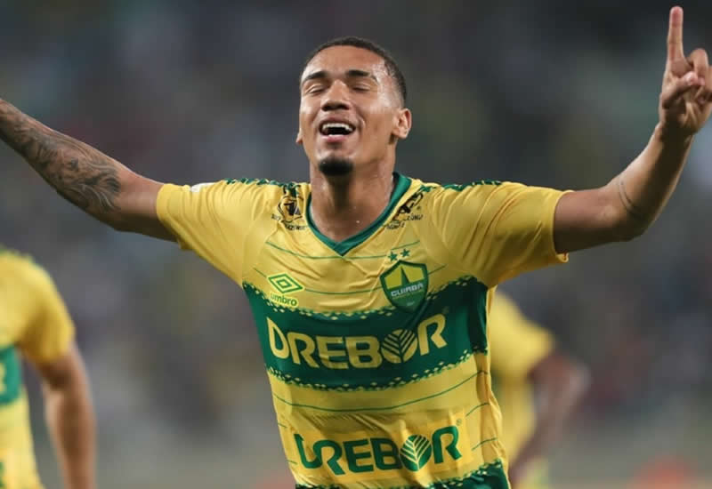 Denilson, volante do Cuiabá, está na mira do Fortaleza