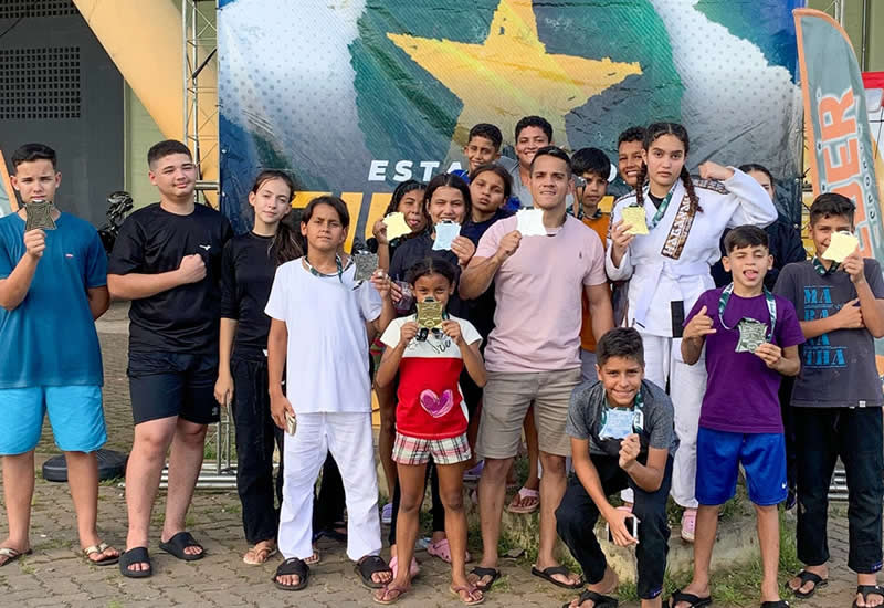 Alunos da Rede Cidadã brilham e se destacam no campeonato estadual de Jiu-Jitsu