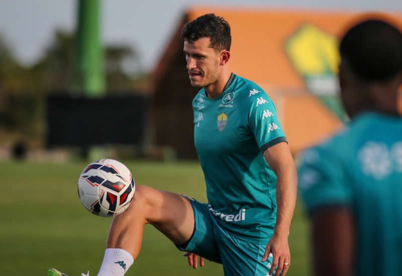 Cuiabá enfrenta Paysandu: confira a provável escalação do Dourado