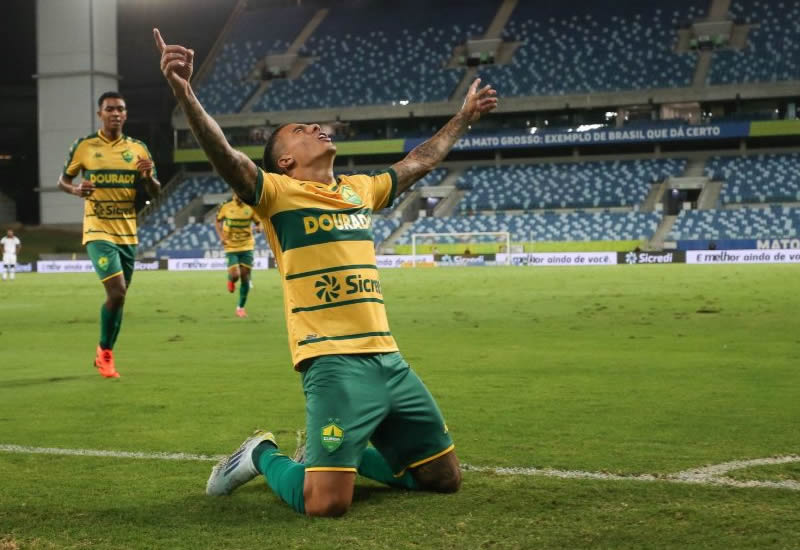 Com vitória sobre o Amazonas, Cuiabá quebra jejum e reassume lugar no G-4 da Série B