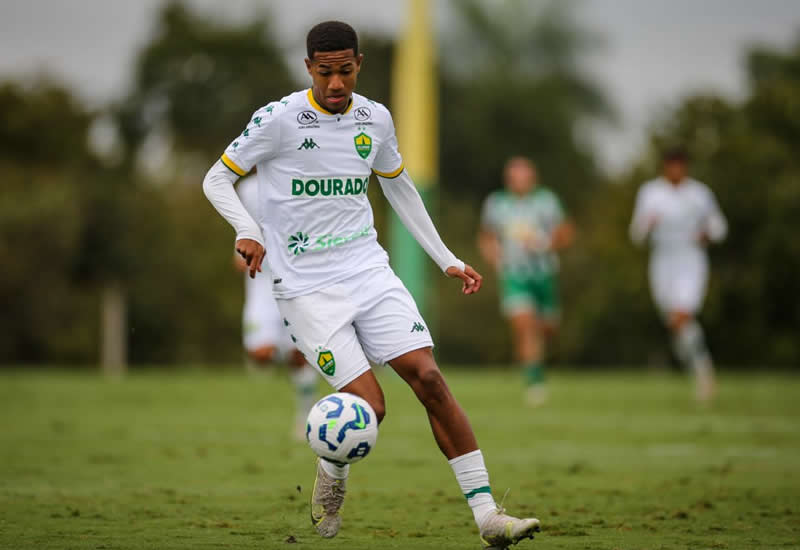 Cuiabá e Atlético-GO se enfrentam pelo Brasileiro Sub-17 no CT Manoel Dresch