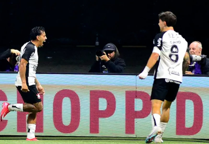 Corinthians surpreende, vence o Palmeiras no Allianz e garante vaga nas quartas da Copa do Brasil
