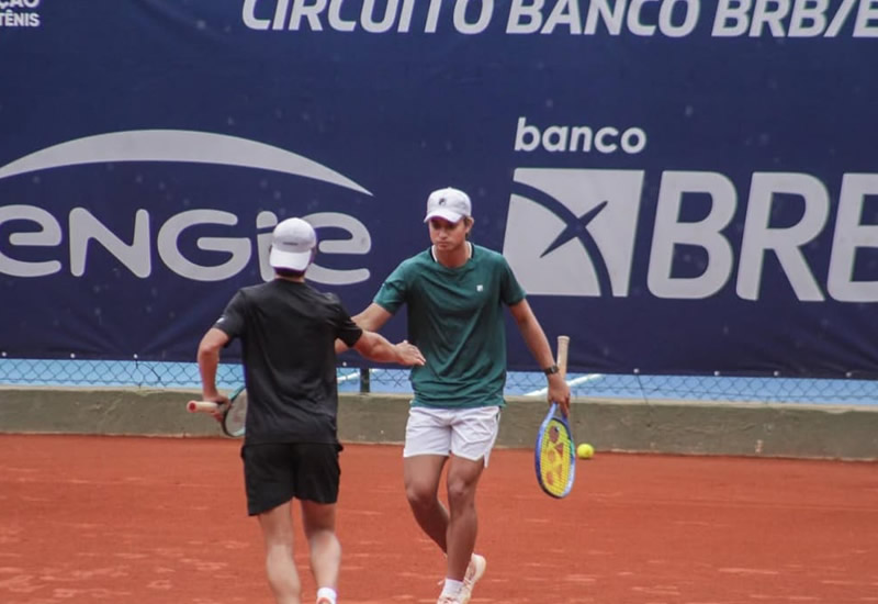 Leonardo Storck e Cadu Lino são eliminados nas semifinais do M25 no Rio e seguem em busca de vaga no Australian Open