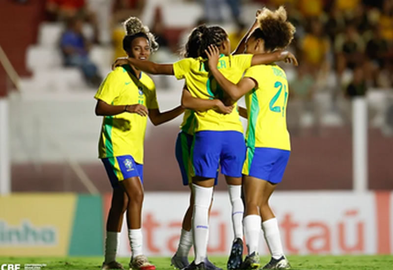Brasil enfrenta a Itália em amistoso para manter hegemonia no futebol feminino