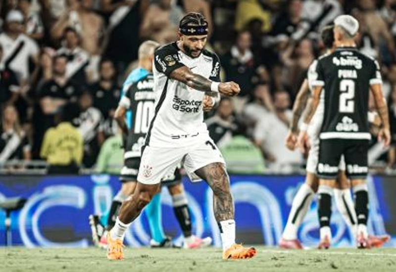 Após marcar e criticar diretoria do Corinthians, Memphis ganha destaque na imprensa holandesa