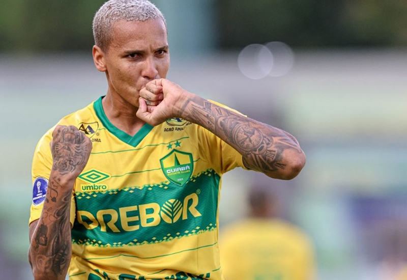 LDU oficializa a chegada de Deyverson, ex-Cuiabá, para a temporada 2026