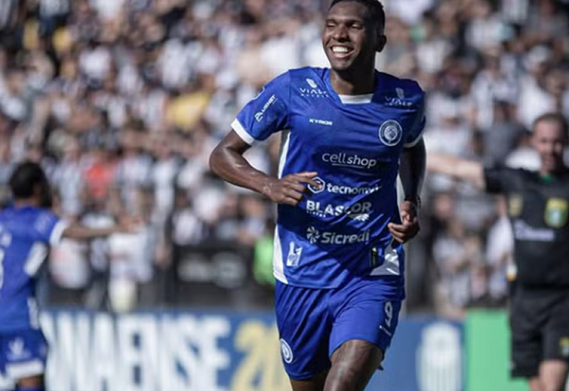 Cuiabá avança por Vinicius Peixoto, vice-artilheiro do Campeonato Paranaense