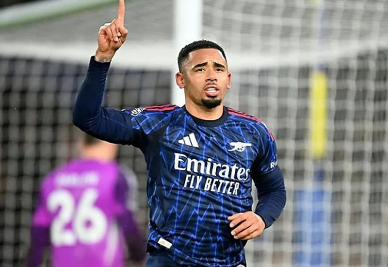 Gabriel Jesus mantém esperança em disputar a Copa do Mundo