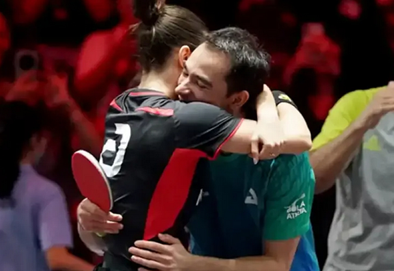 Calderano comanda campanha histórica no Smash de Singapura