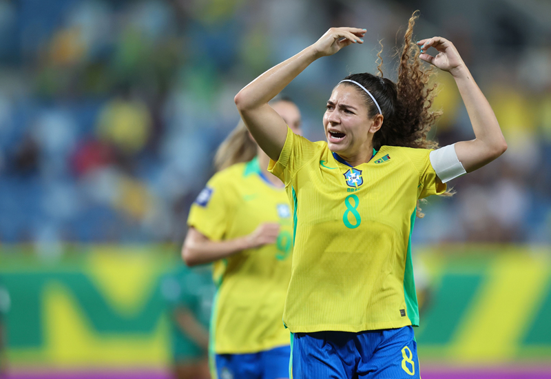 Brasil aplica 6 a 1 na Zâmbia e mantém 100% no FIFA Series