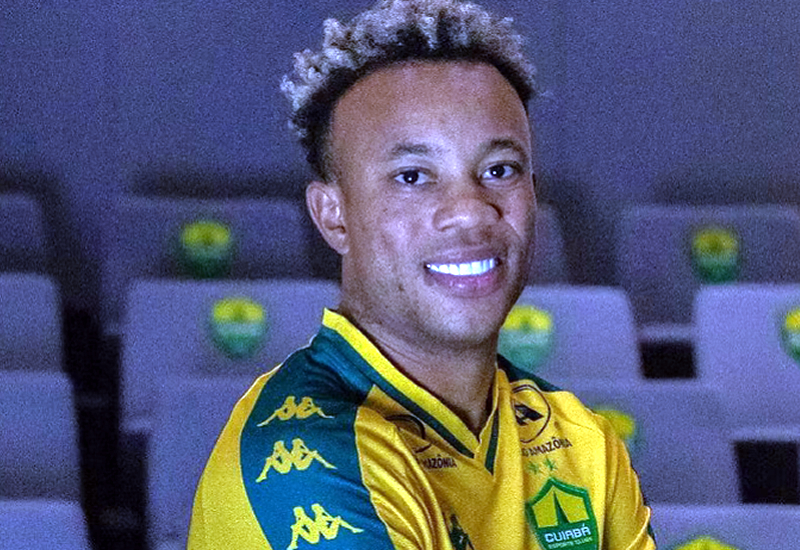 Após confusão interna, Mateus Santos não se reapresenta e apaga registros com o clube