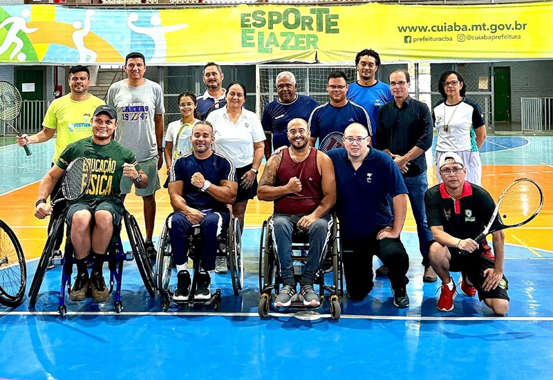 Curso de tênis em cadeira de rodas promove capacitação e fortalece inclusão esportiva em Cuiabá