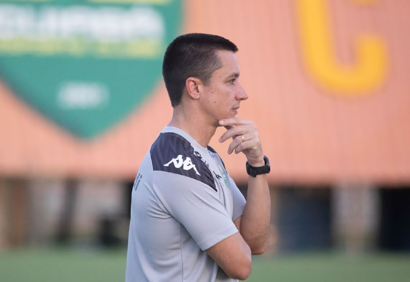 Na Arena Pantanal, Cuiabá recebe o Botafogo em duelo nesta quarta-feira