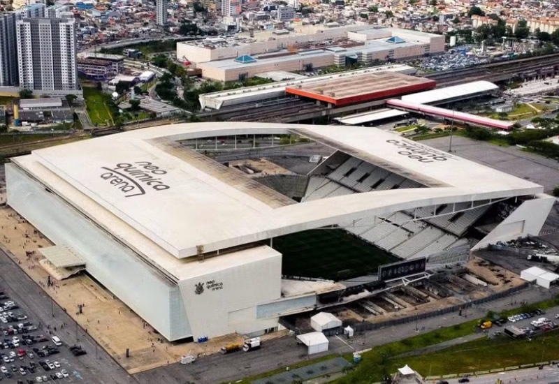 Com vantagem no placar, Corinthians decide classificação diante do Barra-SC