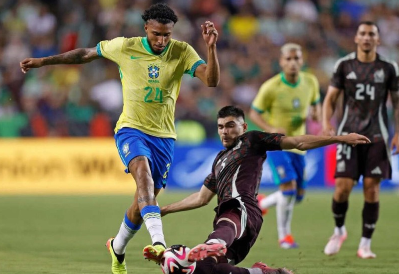 Éderson chega aos Estados Unidos e se integra à Seleção para a Copa
