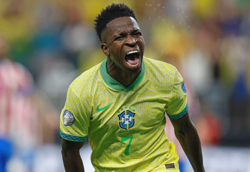 Vinícius Júnior reconhece atuação abaixo do Brasil e cobra evolução da Seleção