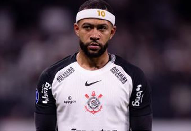 Futuro de Memphis Depay no Corinthians provoca crise interna e impacta reeleição