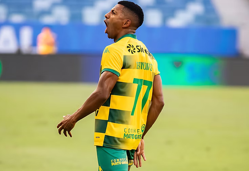 Jean Dias lamenta empate do Cuiabá e reconhece queda de desempenho na etapa final