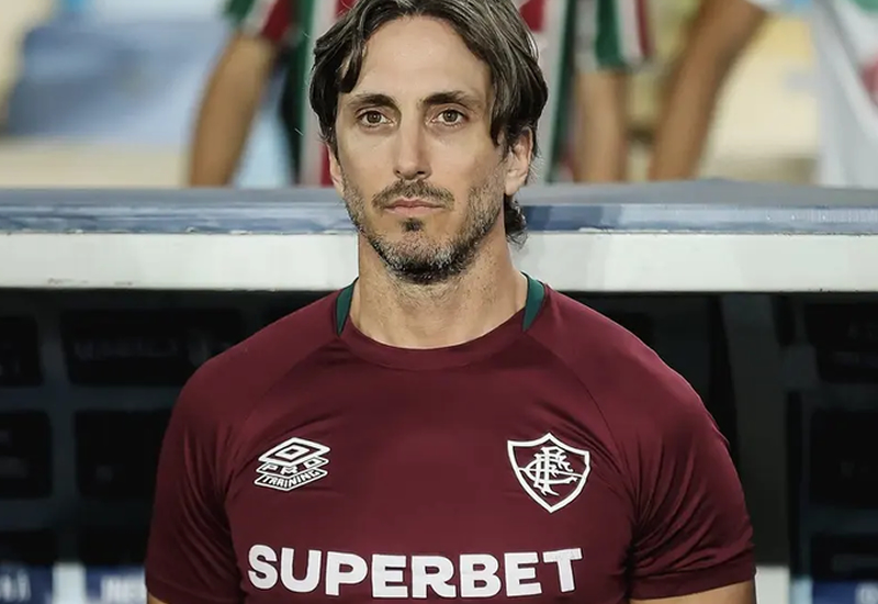 Fluminense demite Zubeldía após oito partidas sem conseguir vencer