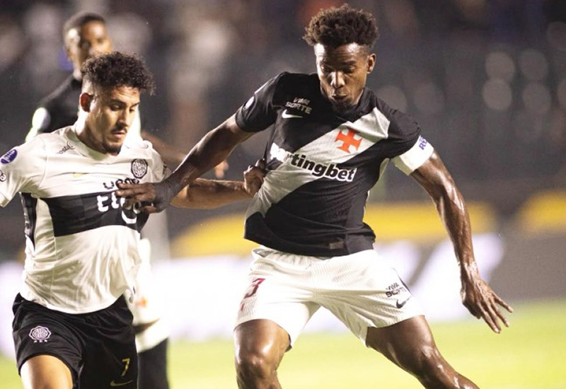 Vasco cria as melhores chances, mas empata em 0 a 0 com o Olimpia pela Sul-Americana