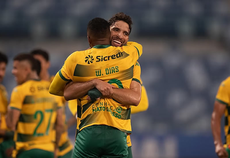 Com gol de Wesley Dias no fim, Cuiabá bate o Operário-PR e garante a vitória