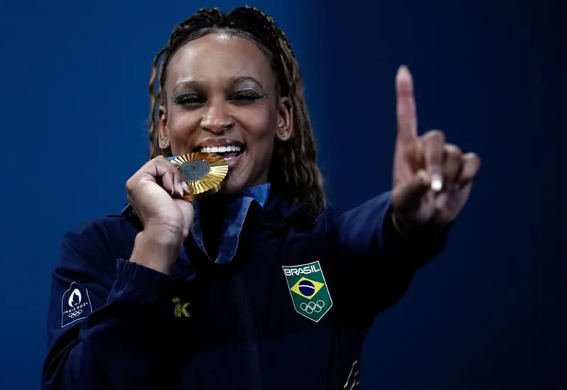 Rebeca Andrade retorna à Copa do Mundo de Ginástica após dois anos