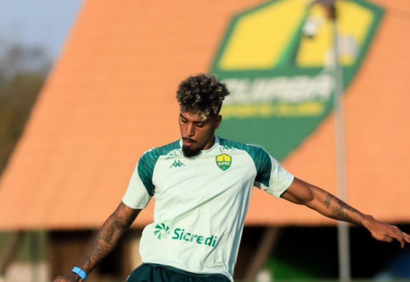 Cuiabá recebe o Goiás em duelo que pode aproximar o Dourado da Série A