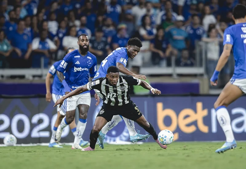Cruzeiro e Atlético-MG duelam por vaga na semifinal da Copa do Brasil