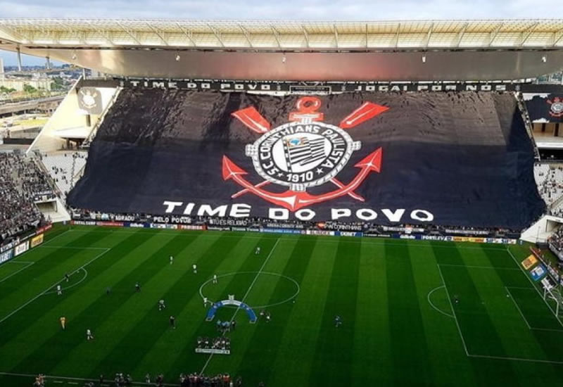 Yuri Alberto e Hugo Souza treinam com o elenco e Corinthians ganha esperança para o clássico