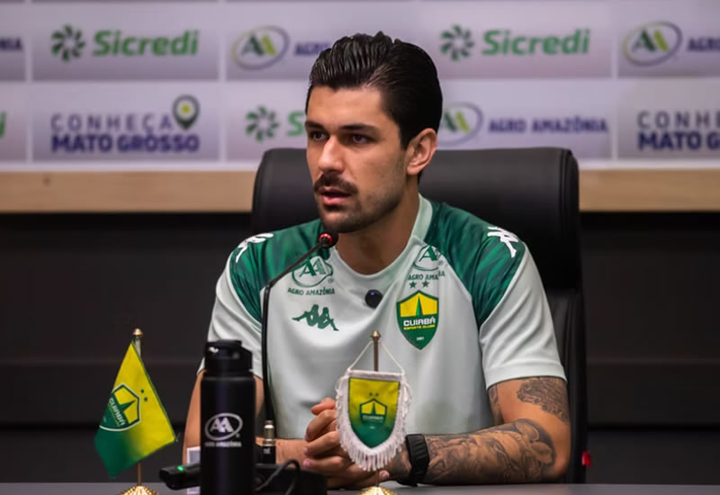 João Basso elogia ataque do Cuiabá e pede foco para sequência da Série B