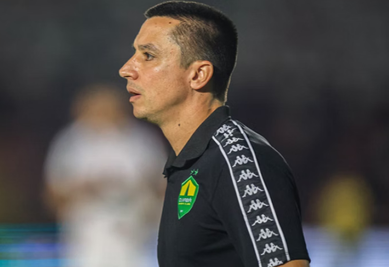 Barros critica rotina do futebol brasileiro: 'É uma máquina de triturar treinadores'