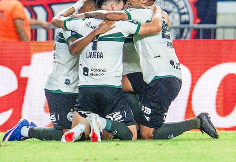 De virada, Coritiba bate o Remo com gol nos minutos finais do Brasileirão