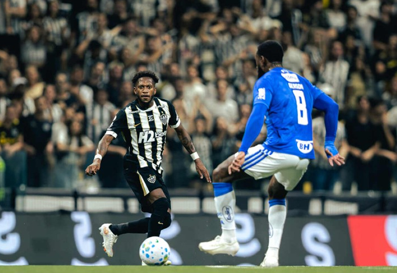 De virada, Atlético vence o Cruzeiro e avança à semifinal da Copa do Brasil