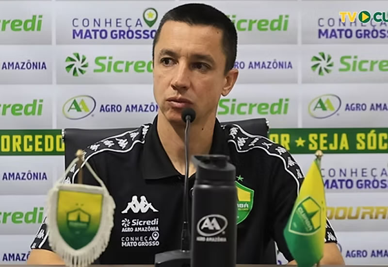 Eduardo Barros lamenta derrota do Cuiabá e aponta desatenções como fator decisivo diante do Criciúma