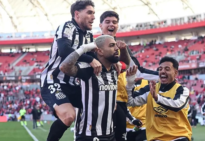 Santos bate o Inter no Beira-Rio e abre vantagem sobre a zona de rebaixamento