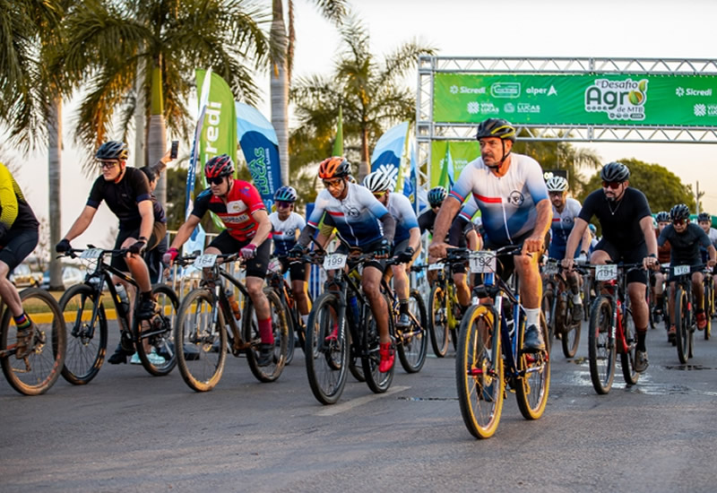 Mais de 200 ciclistas participam da Prova do Sorgo, em Lucas do Rio Verde