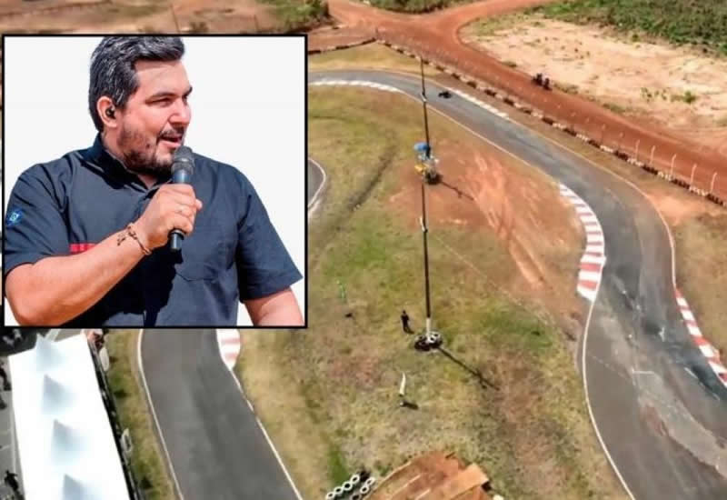 Locutor encara 10 horas de transmissão ao vivo durante prova de kart