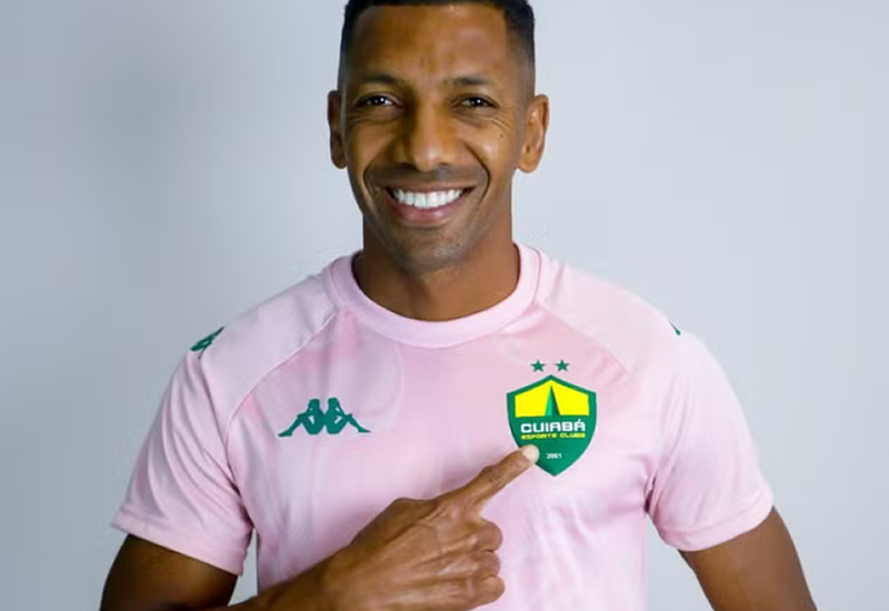 Cuiabá apresenta camisa especial para campanha do Outubro Rosa na Série B