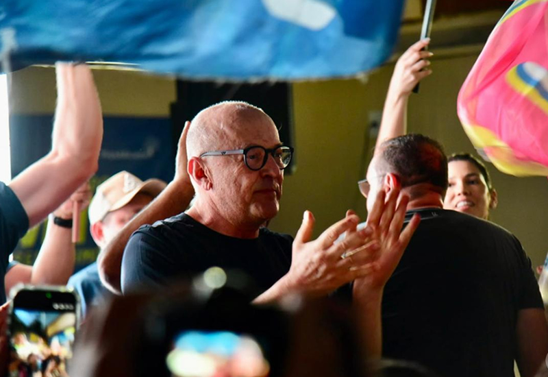 'Vou servir ao povo e a Deus todos os dias', diz Pivetta ao celebrar reeleição